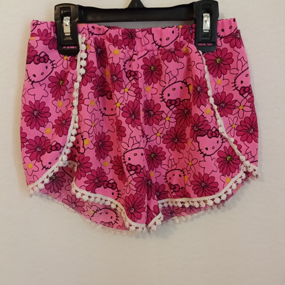 Hello Kitty shorts size 6/6x